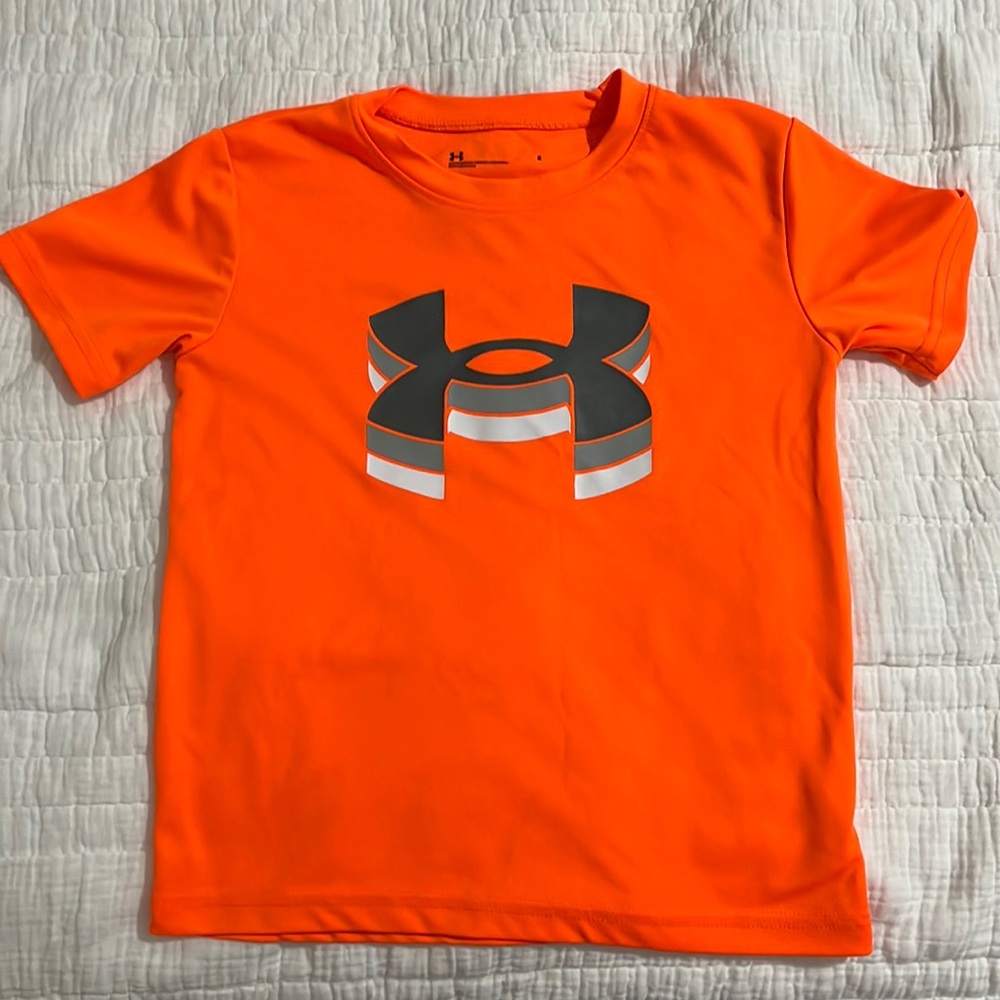 Under Armour Size 6 Orange athletic shirt